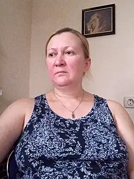 Snapshot of blondyaguar chatting on 12/06/24, 01:11 blondyaguar online show from 12/06/24, 01:11