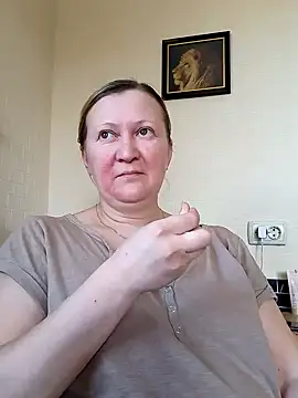 Snapshot of blondyaguar chatting on 02/24/25, 11:43 blondyaguar online show from 02/24/25, 11:43