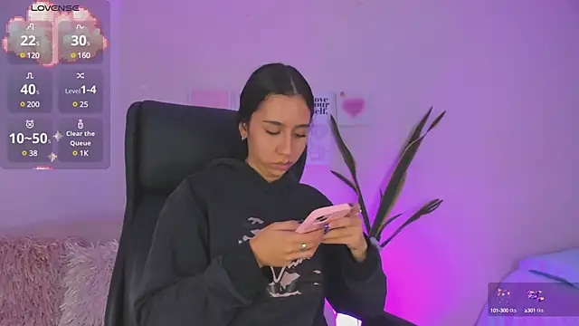 Snapshot of MissSussy chatting on 02/26/25, 03:42 MissSussy online show from 02/26/25, 03:42
