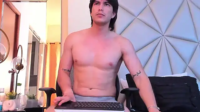 Karimferrer online show from 02/01/25, 10:37