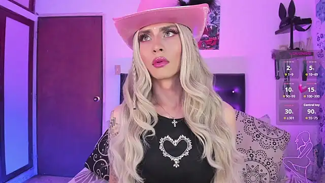 Snapshot of AngelsJones21 chatting on 03/13/26, 05:52 AngelsJones21 online show from 03/13/26, 05:52