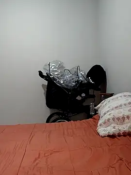 Snapshot of LisbethMoore_ chatting on 04/12/26, 03:50 LisbethMoore online show from 04/12/26, 03:50