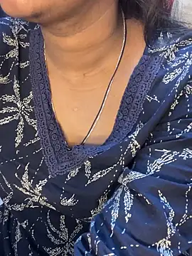 Spicy sari girl online show from 11/03/25, 02:57