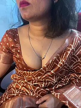 Spicy sari girl online show from 08/01/26, 03:50