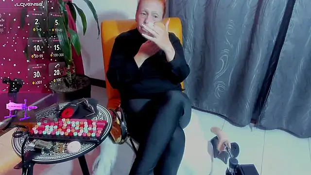 BrendaSex Hot online show from 10/03/25, 08:50