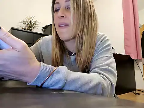 sweethotmilf888 online show from 02/12/25, 05:16