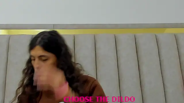 FreyaMoller online show from 11/14/25, 07:45