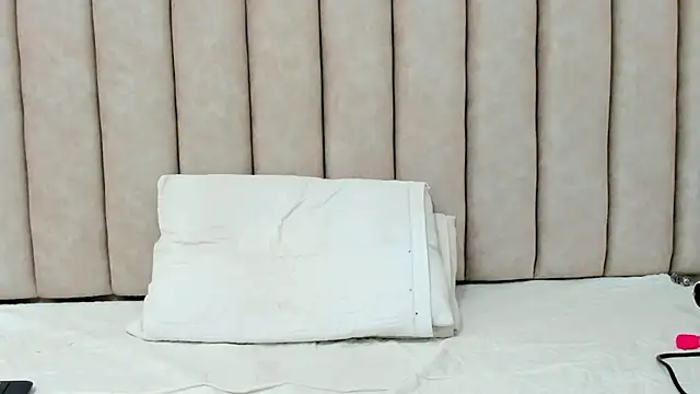 Snapshot of FreyaMoller chatting on 04/09/26, 07:08 FreyaMoller online show from 04/09/26, 07:08