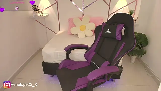 penelope22x  online show from 02/11/25, 03:29