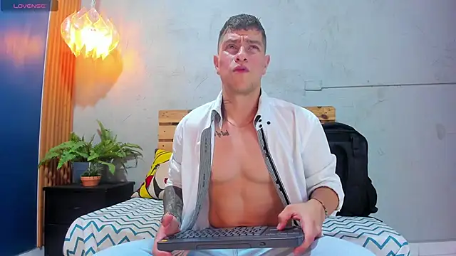 french sexx online show from 02/15/25, 01:21