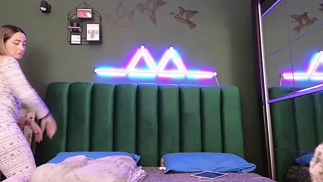 kimmie meow online show from 01/09/25, 06:57