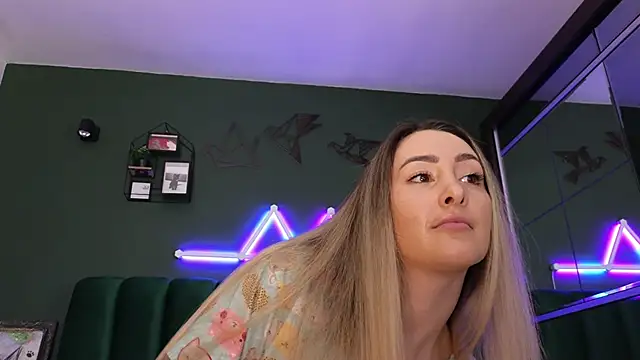 kimmie meow online show from 01/31/25, 07:18