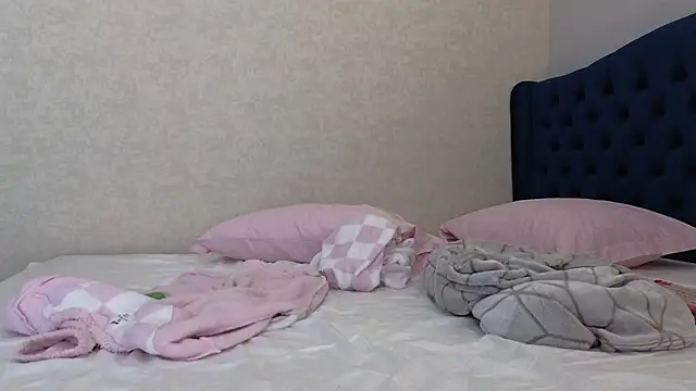 kimmie meow online show from 02/14/25, 10:14