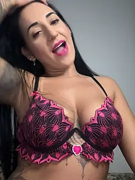 Snapshot of TigrezaSC chatting on 02/13/25, 12:24 TigrezaSC online show from 02/13/25, 12:24