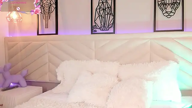 Snapshot of Sally__Walker chatting on 01/16/25, 03:23 Sally Walker online show from 01/16/25, 03:23