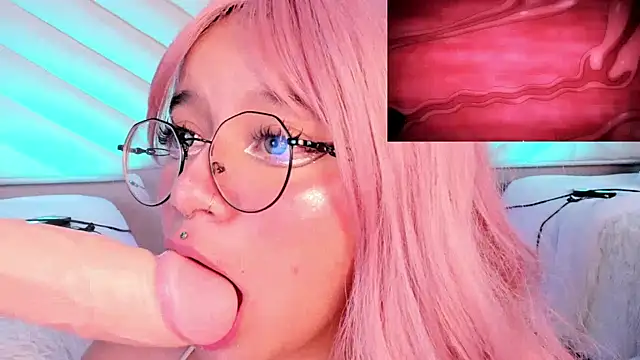 Snapshot of Sally__Walker chatting on 02/05/25, 05:52 Sally Walker online show from 02/05/25, 05:52