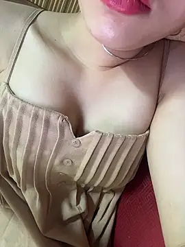 Baby-sexytit99 online show from 06/01/26, 05:14