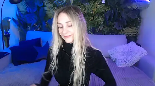 Horny Blond online show from 12/03/24, 09:11