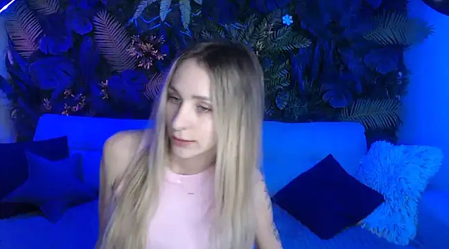 Horny Blond online show from 12/10/24, 09:01