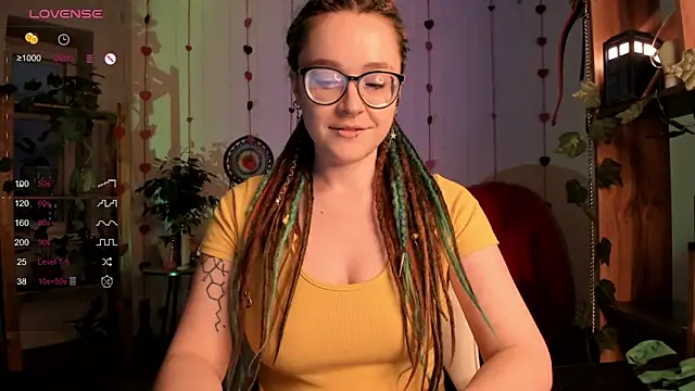 alisahug online show from 02/12/25, 01:06