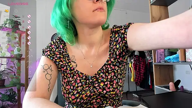 alisahug online show from 03/05/25, 10:11