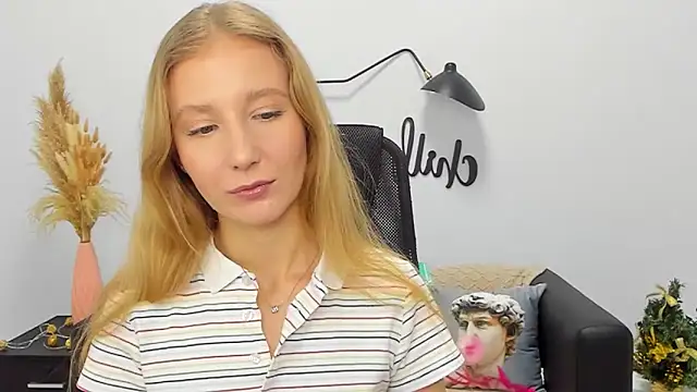 LolaWilsons online show from 01/05/25, 01:15