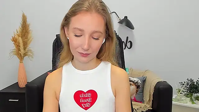 LolaWilsons online show from 02/03/25, 09:30