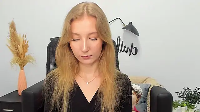 LolaWilsons online show from 03/06/25, 09:03