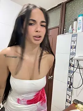 gabyaridi online show from 01/01/25, 02:41