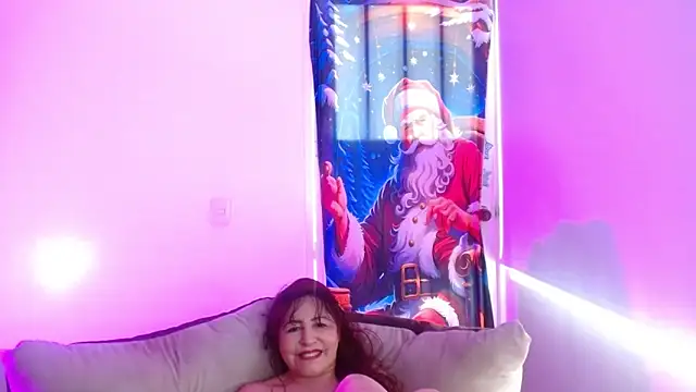 milfrousse online show from 12/16/25, 12:43