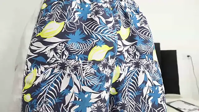 MarcoAlexLatino online show from 02/08/25, 02:26