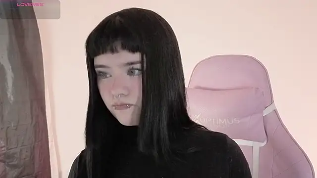 Snapshot of sweet_soup chatting on 12/14/25, 10:58 sweet soup online show from 12/14/25, 10:58