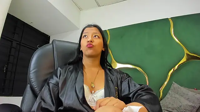 VaneLin18 online show from 01/10/26, 09:05