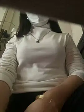 Tuongvy05 online show from 12/23/24, 01:29