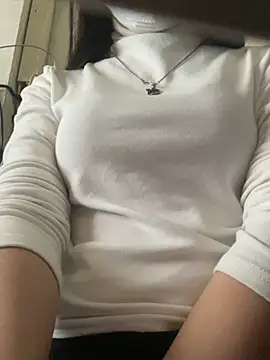 Tuongvy05 online show from 12/23/24, 05:28