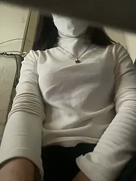 Tuongvy05 online show from 12/23/24, 08:33