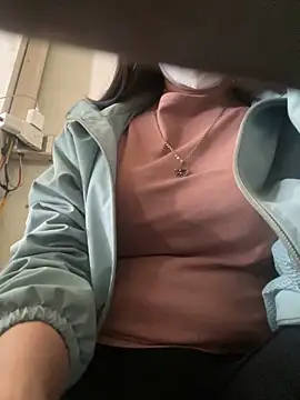 Tuongvy05 online show from 12/25/24, 07:46