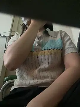 Tuongvy05 online show from 03/07/25, 02:36