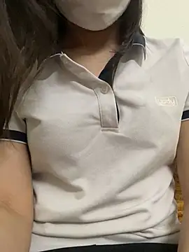 Tuongvy05 online show from 03/17/25, 08:29