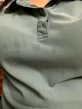 Tuongvy05 online show from 10/16/25, 04:52