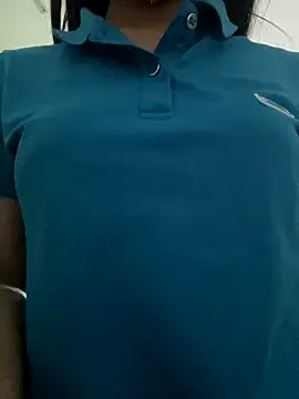 Tuongvy05 online show from 11/10/25, 08:46