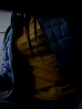 Tuongvy05 online show from 12/03/25, 02:48