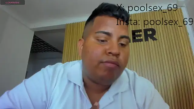 Poolsex 69 online show from 10/21/25, 12:11