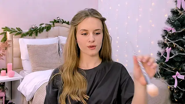 Snapshot of RozzitaBedberry chatting on 01/17/25, 11:18 RozzitaBedberry online show from 01/17/25, 11:18