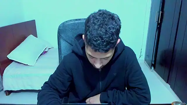 Chandler ken online show from 02/03/26, 01:04