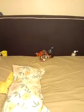 Snapshot of Queen-sluty2 chatting on 01/29/25, 07:11 Queen-sluty2 online show from 01/29/25, 07:11