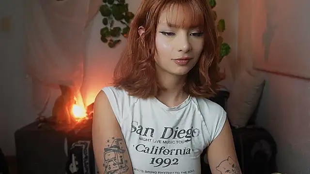 ari kat online show from 11/06/25, 04:02