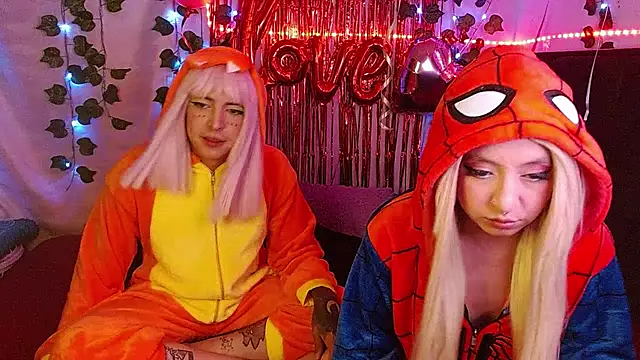 Snapshot of the_lesbian_game chatting on 02/08/25, 03:30 the lesbian game online show from 02/08/25, 03:30
