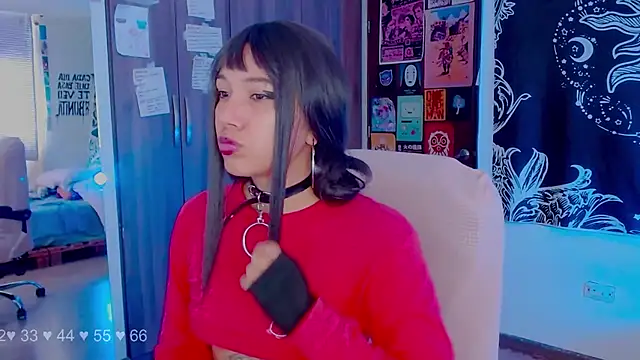 Snapshot of melissahowl chatting on 10/25/25, 03:51 melissahowl online show from 10/25/25, 03:51