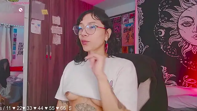 Snapshot of melissahowl chatting on 11/10/25, 03:16 melissahowl online show from 11/10/25, 03:16